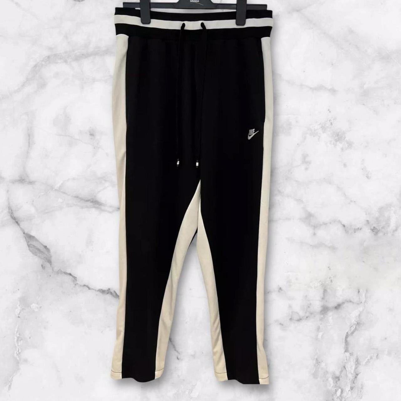 item listed by plkl1977
