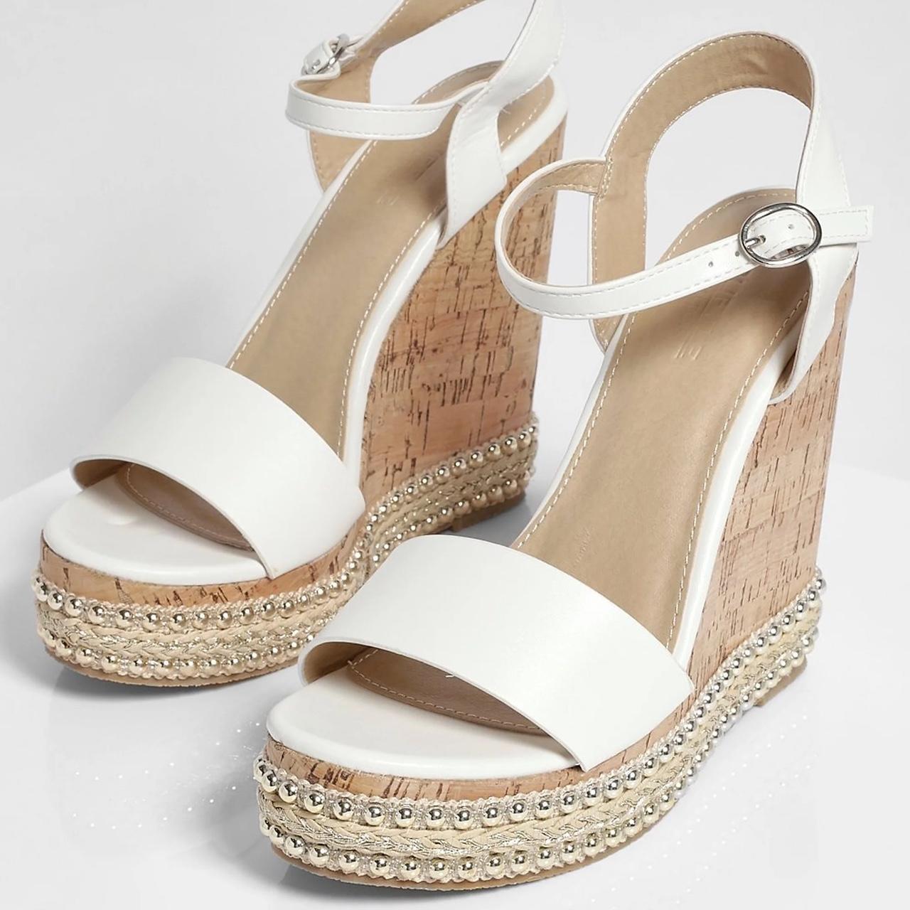 item listed by plkl1977