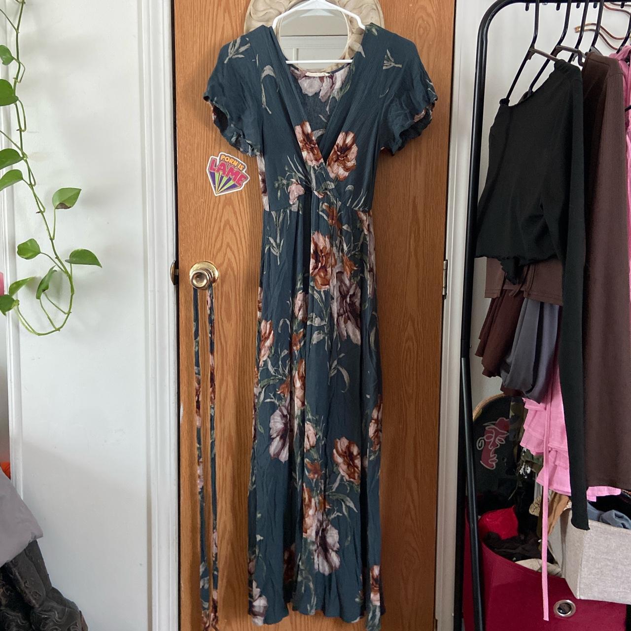 Blue floral flowy maxi dress with string. This was... - Depop