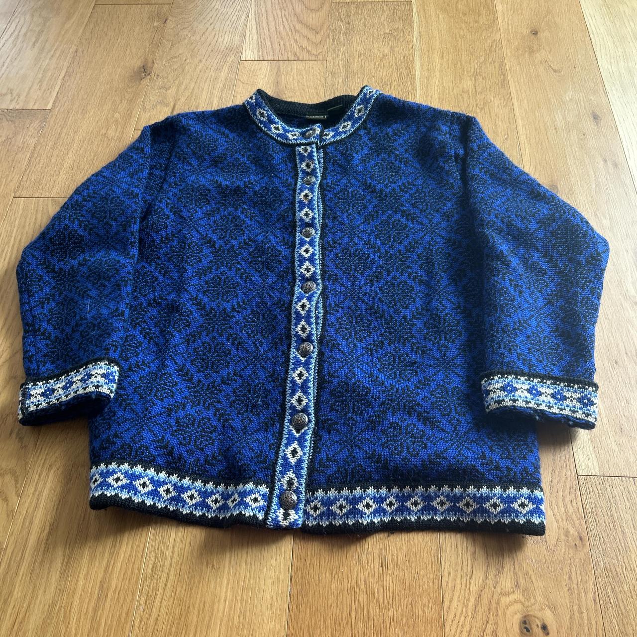 item listed by 888vntgg