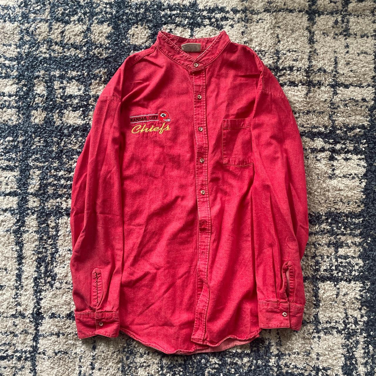 Vintage 00's Chiefs button up shirt Good - Depop