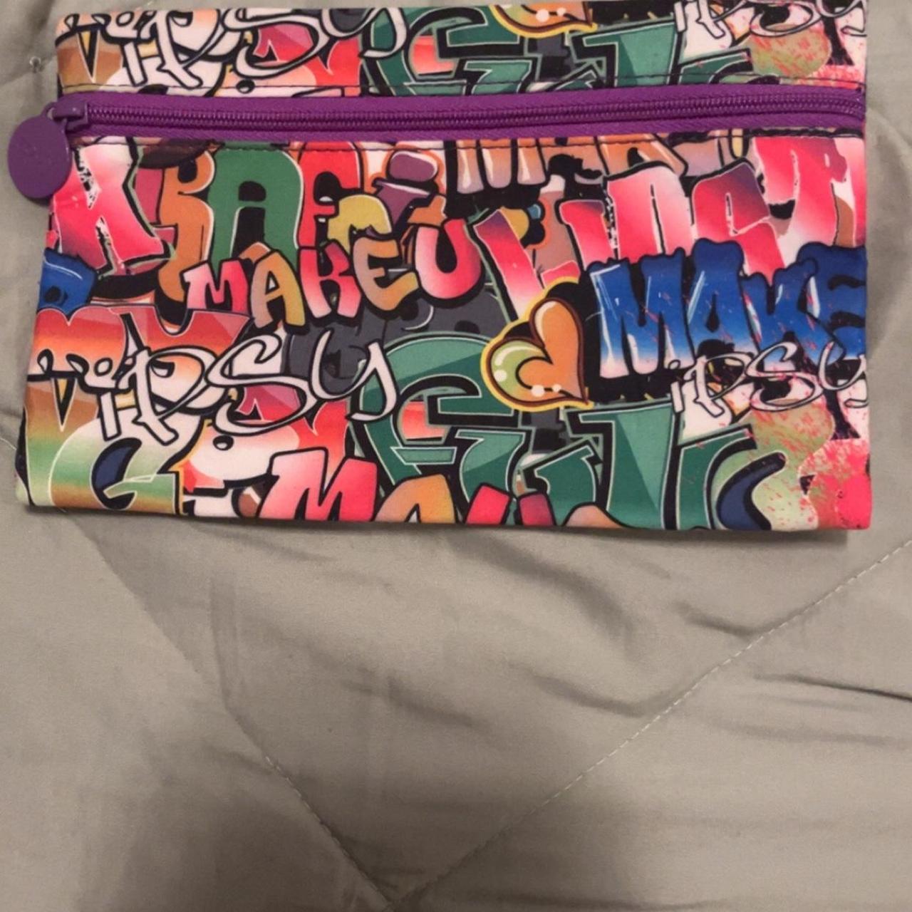 item listed by ave_ladybug