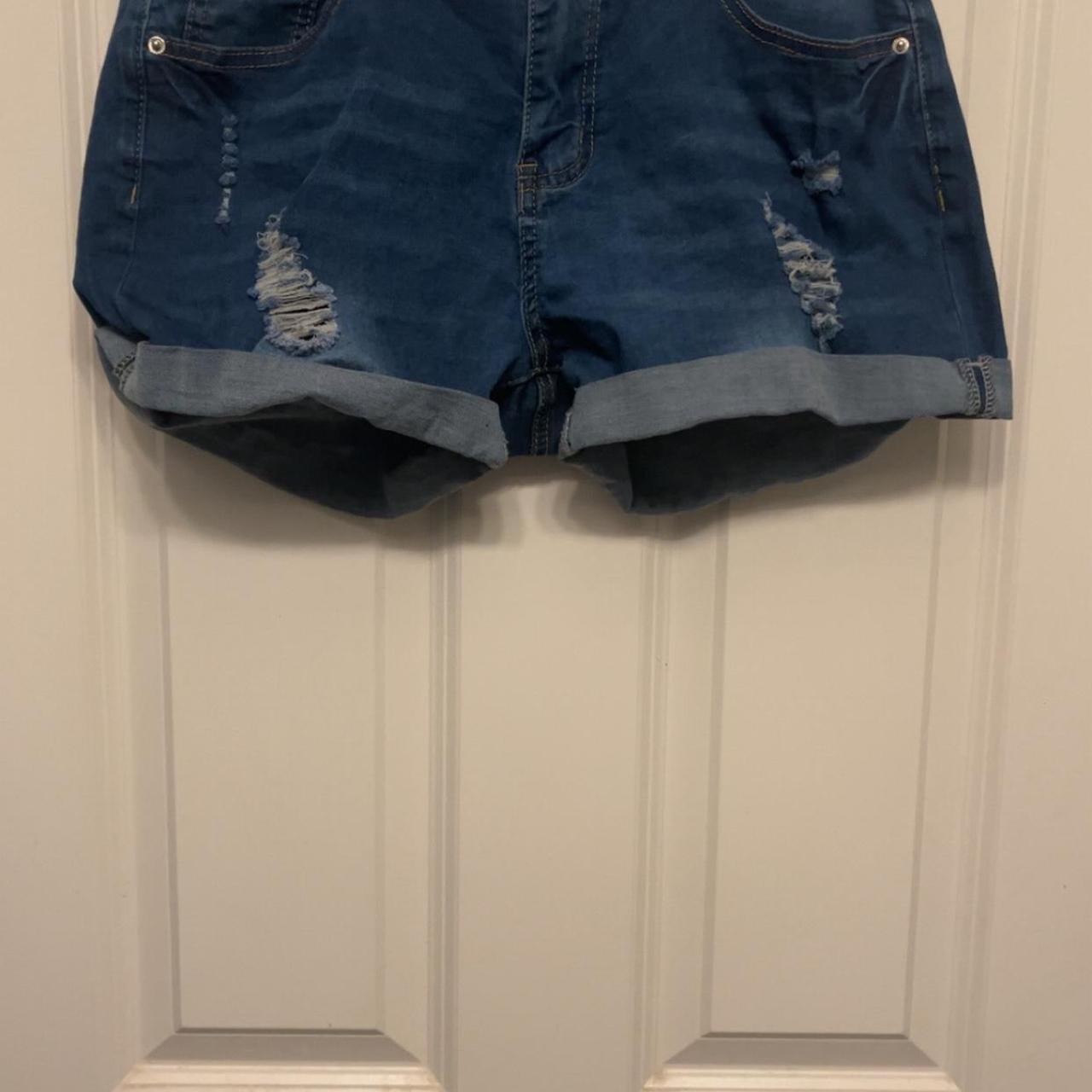 item listed by ave_ladybug