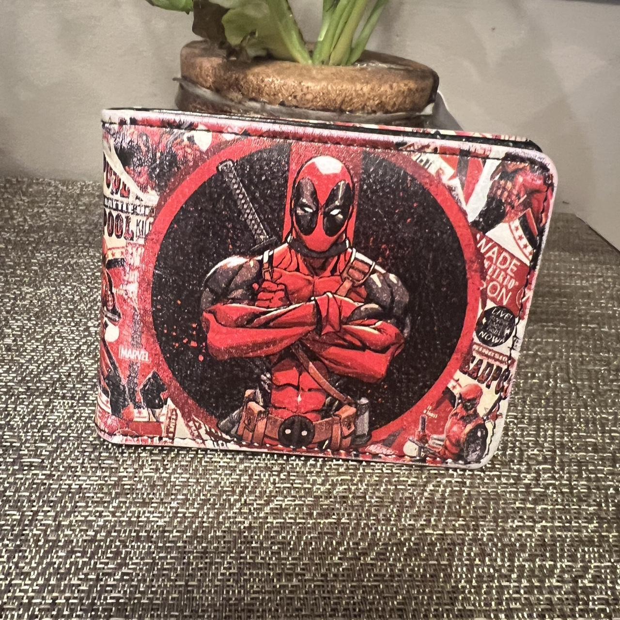 Marvel Men's Wallets - Red/Multi – Deadpool walle… - image 1