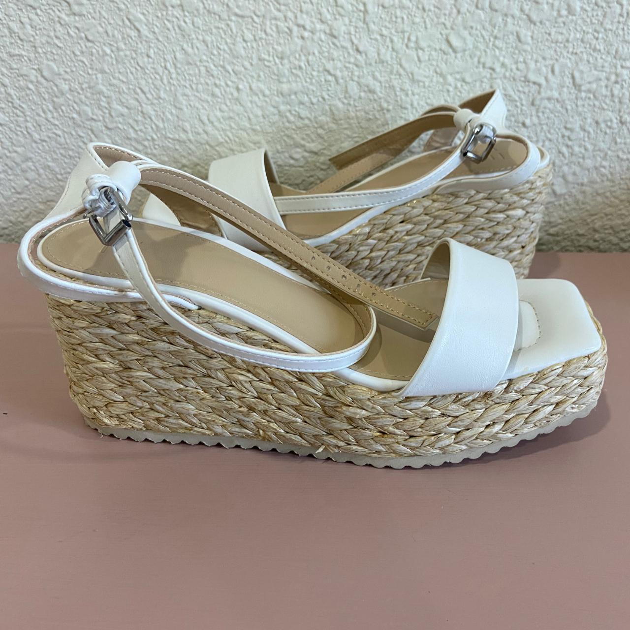 item listed by caitcaprice