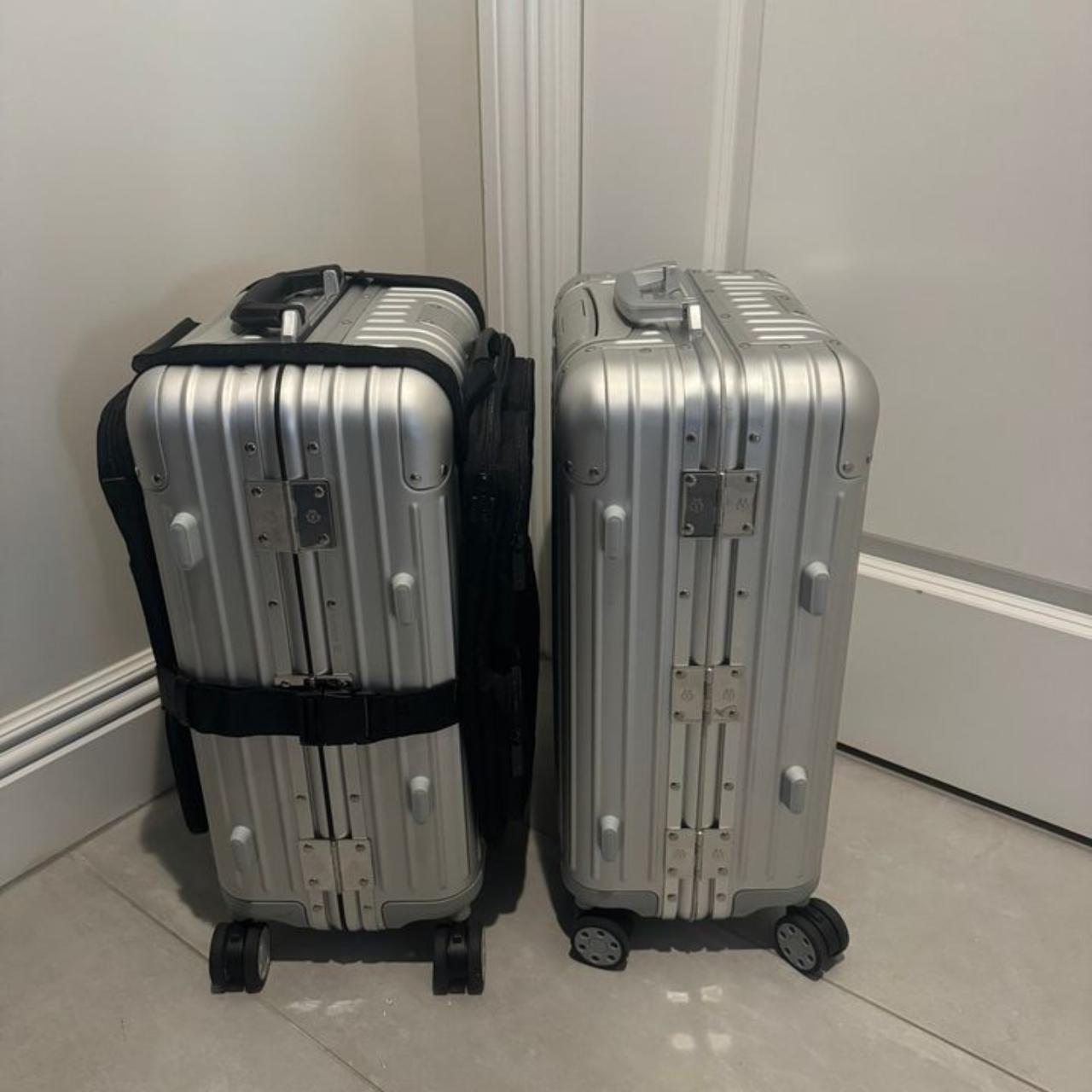 バッグ RIMOWA ORIGINAL CABIN SILVER Original Cabin Carry-On Aluminum Suitcase | Silver | RIMOWA