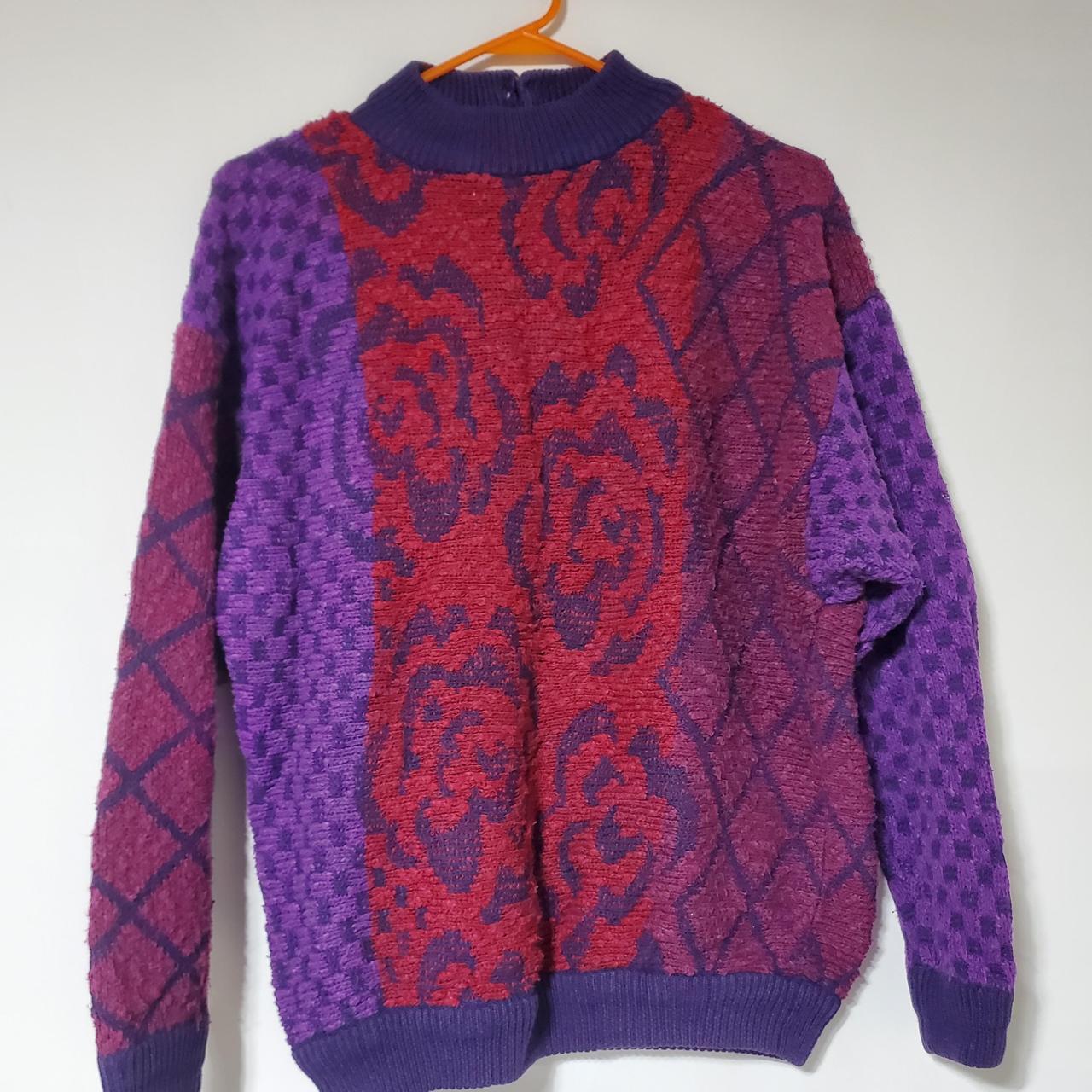 item listed by rose_tintedglasses_vintage