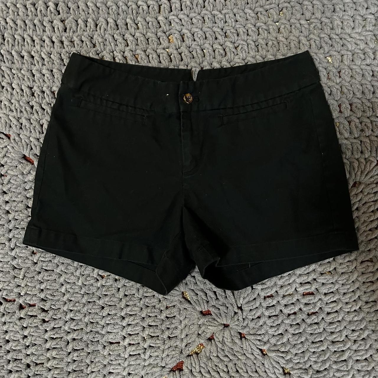 Banana Republic Women's Black Shorts | Depop