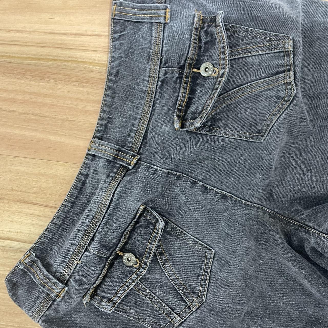 VINTAGE TARGET! Wide leg dark wash jeans with a peep... Depop