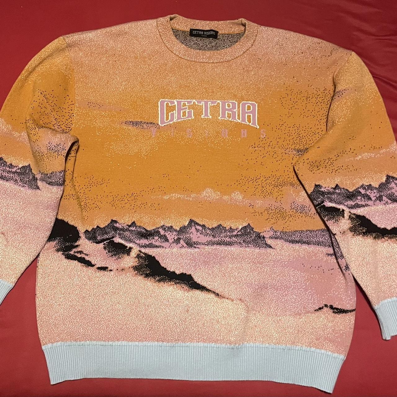 Cetra newest Visions Crewneck