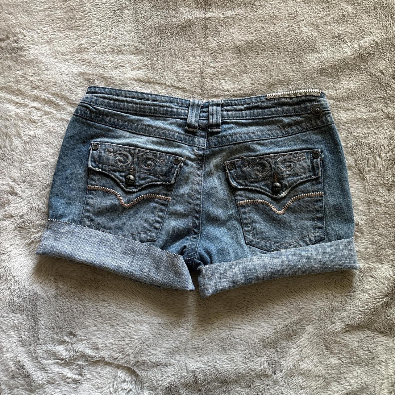 item listed by revivedd