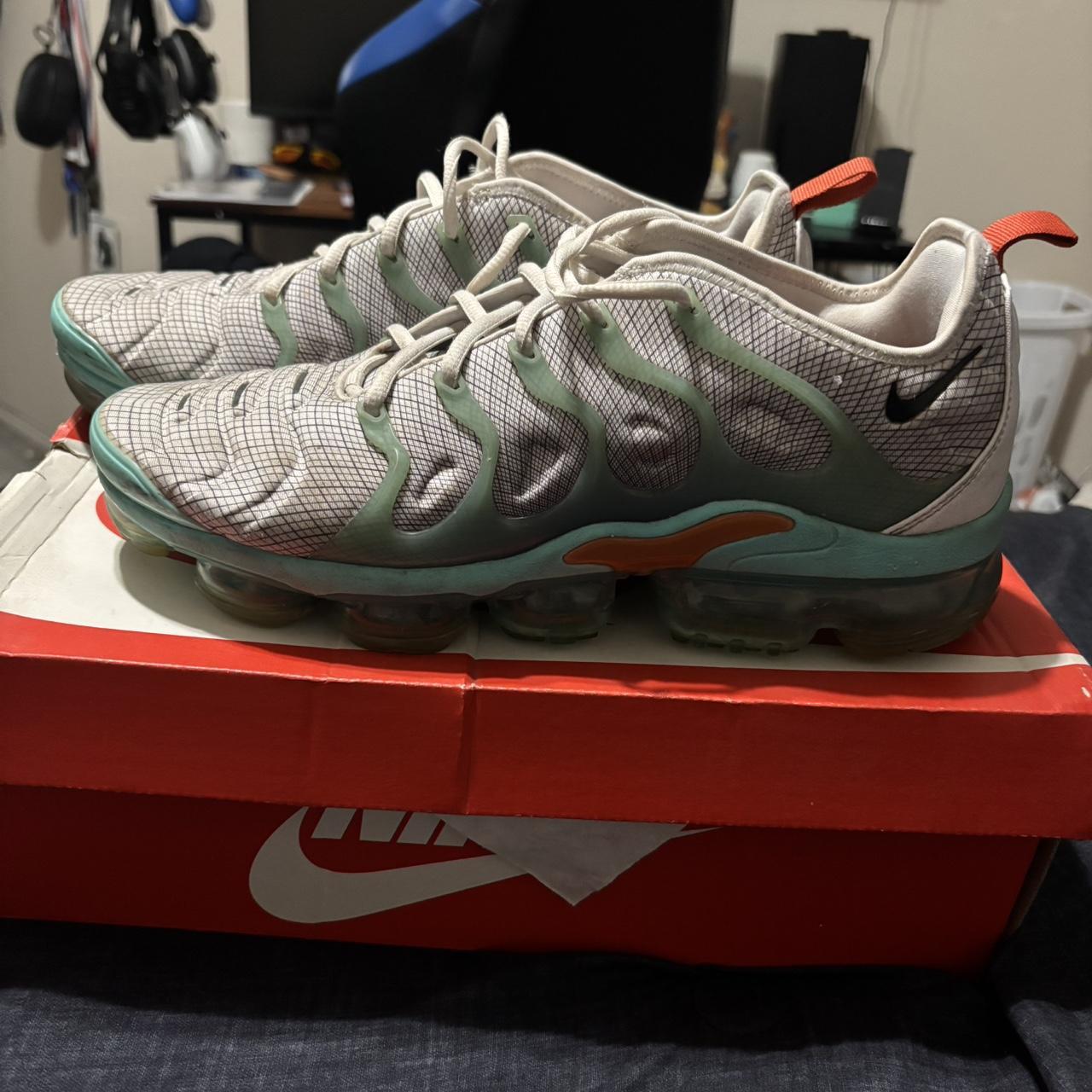 Nike Men's Sneakers Grey/Blue US 12 – Nike Air Vapormax Plus