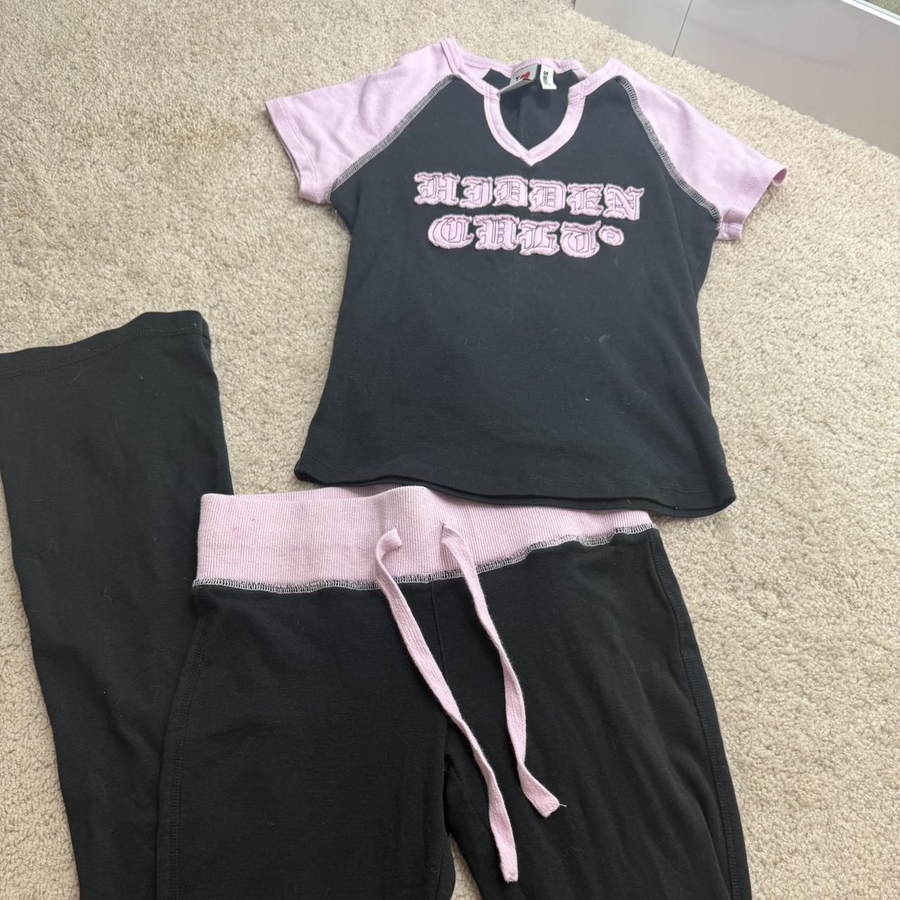 item listed by cececlosett