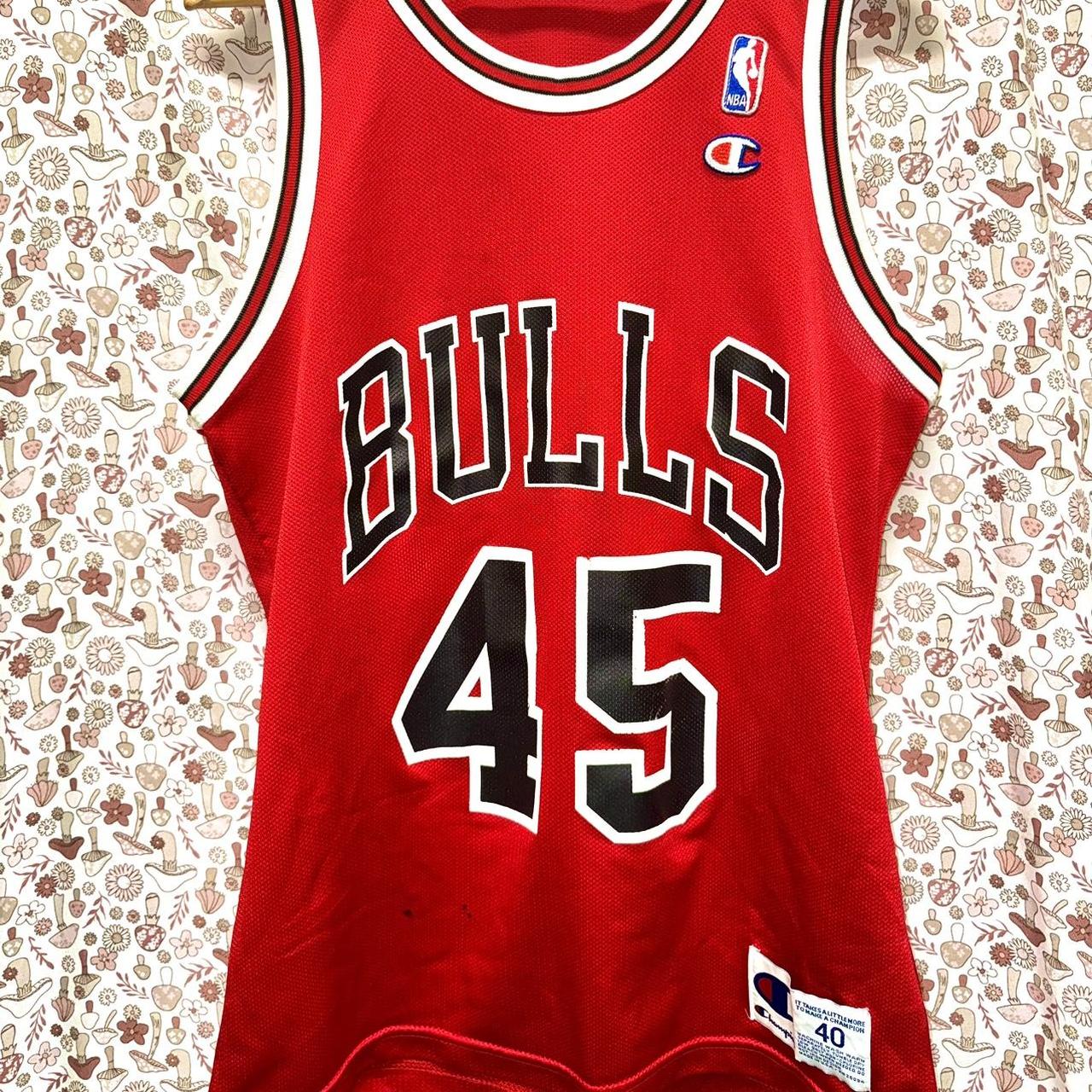 Vintage sale Champion Chicago Bulls Michael Jordan Men’s Medium (40) Red Jersey