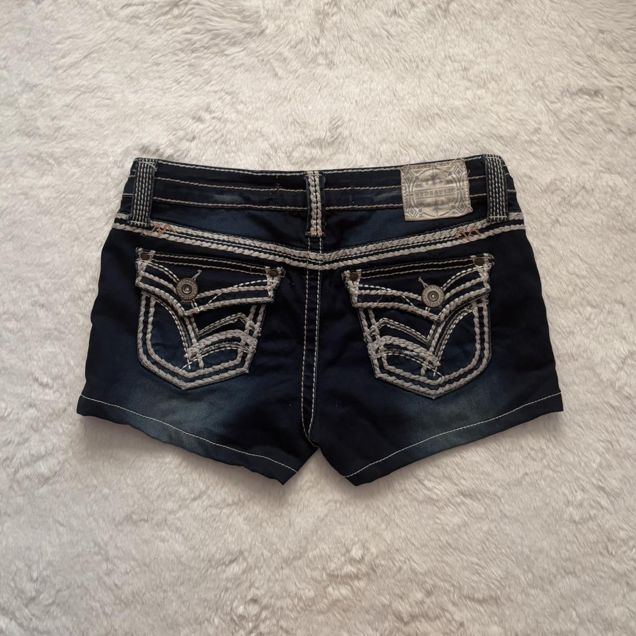 item listed by shopliya
