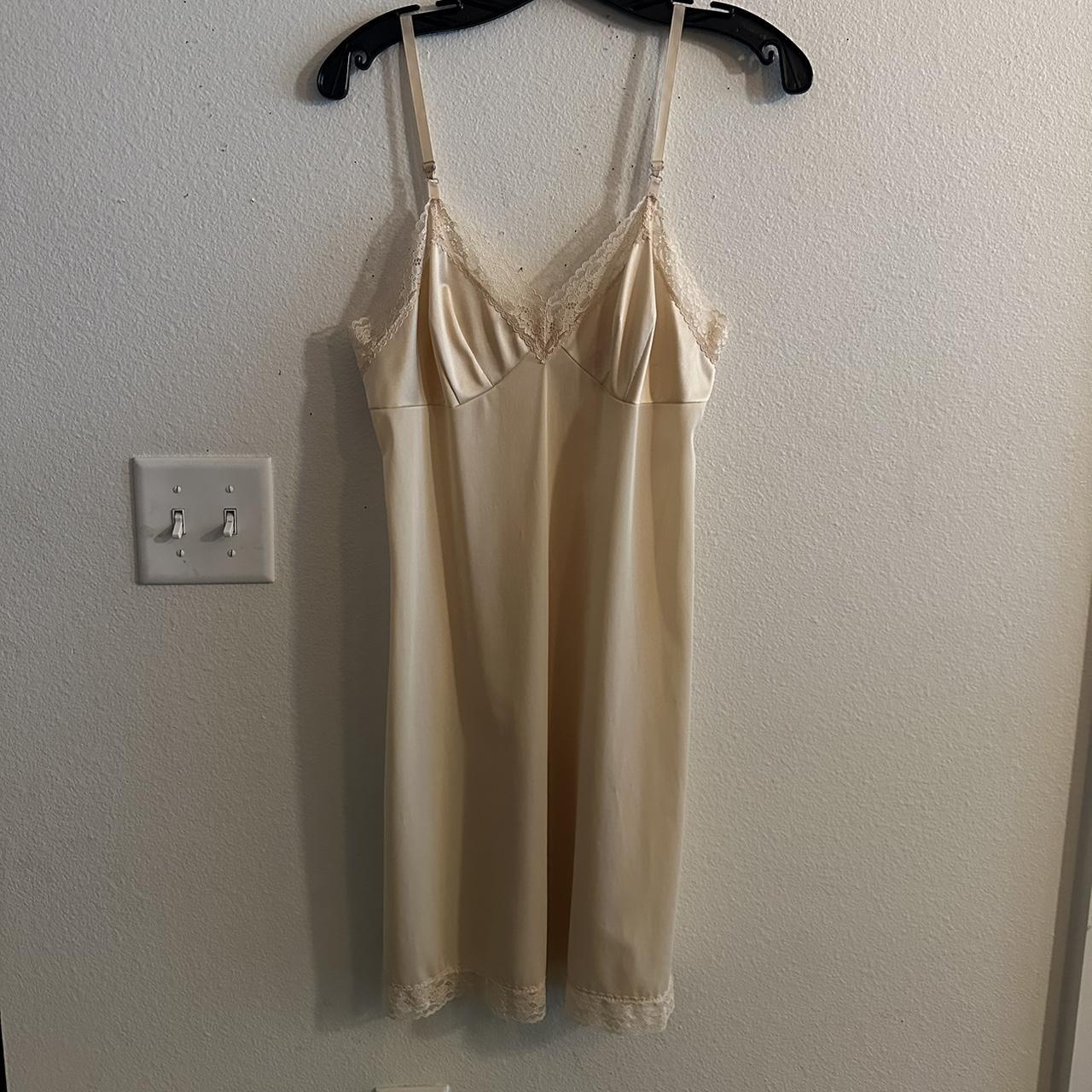 vintage vanity fair slip dress no size but fits... - Depop