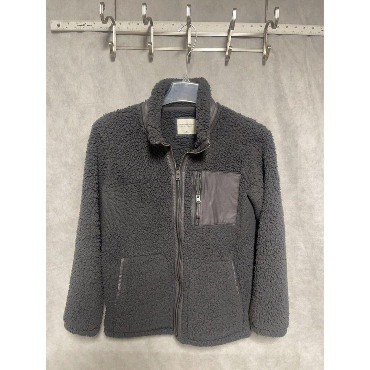 item listed by meekadi