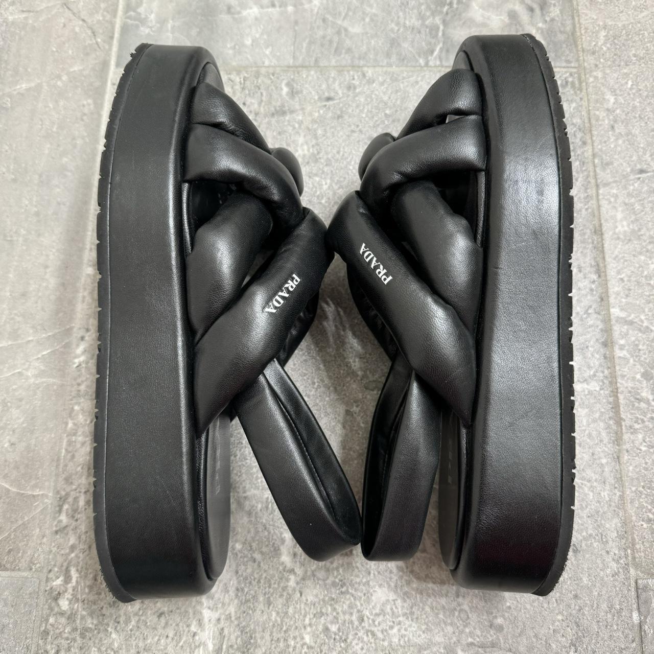 【PRADA】ストライプ ストッキング☆SALE中♪ Prada Leather Slingback Weave Strap Platform | Depop