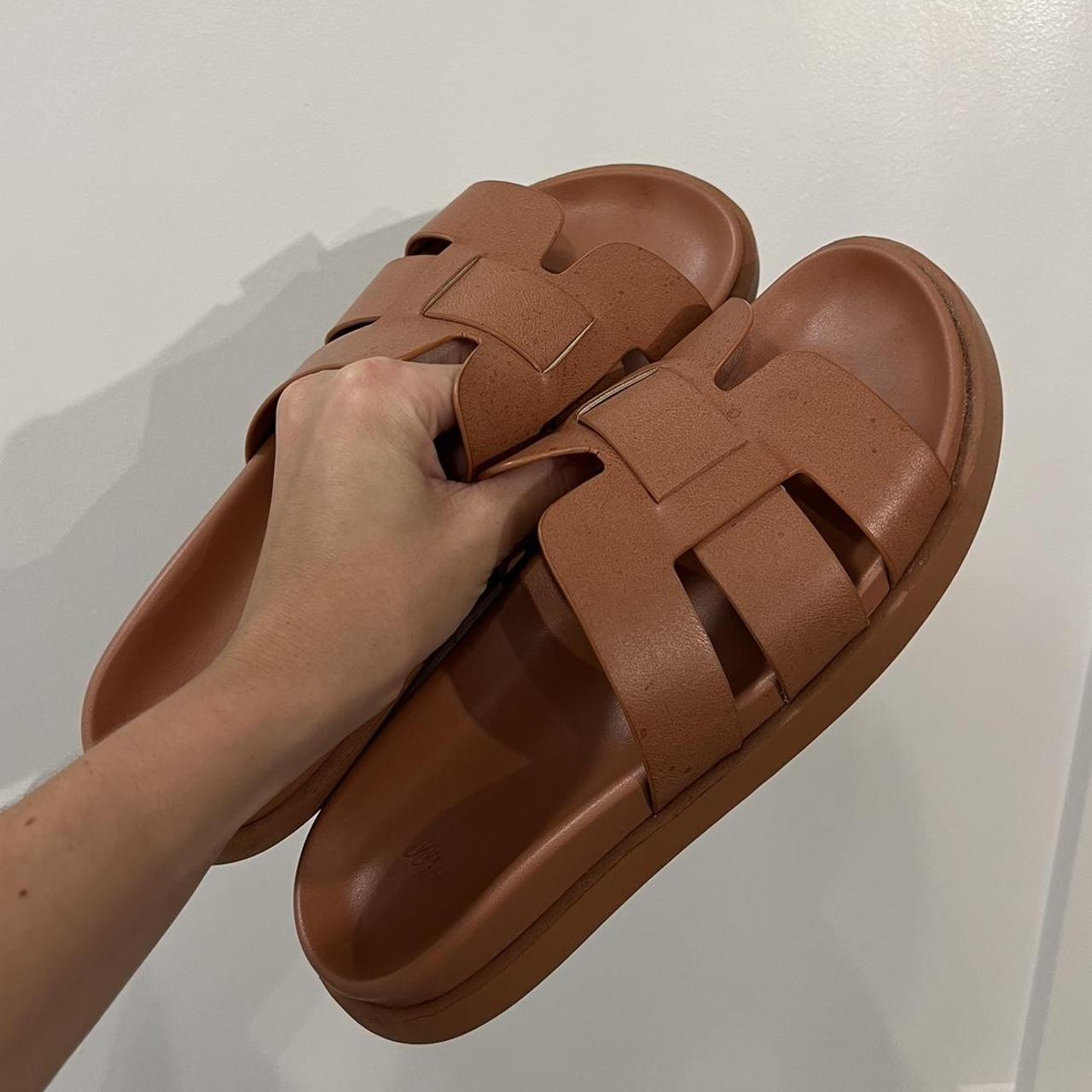 H&m top tan sandals