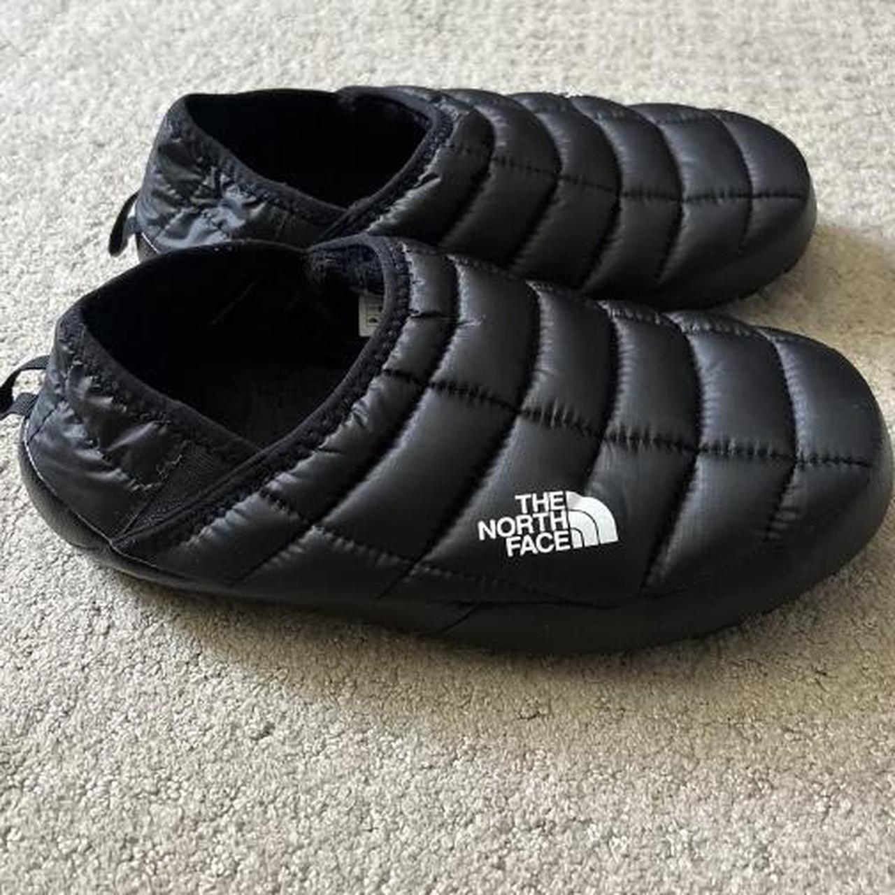 The North Face Women's Slippers (2)