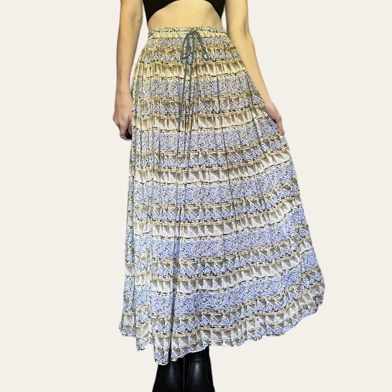 Pleated maxi skirt 90s hotsell