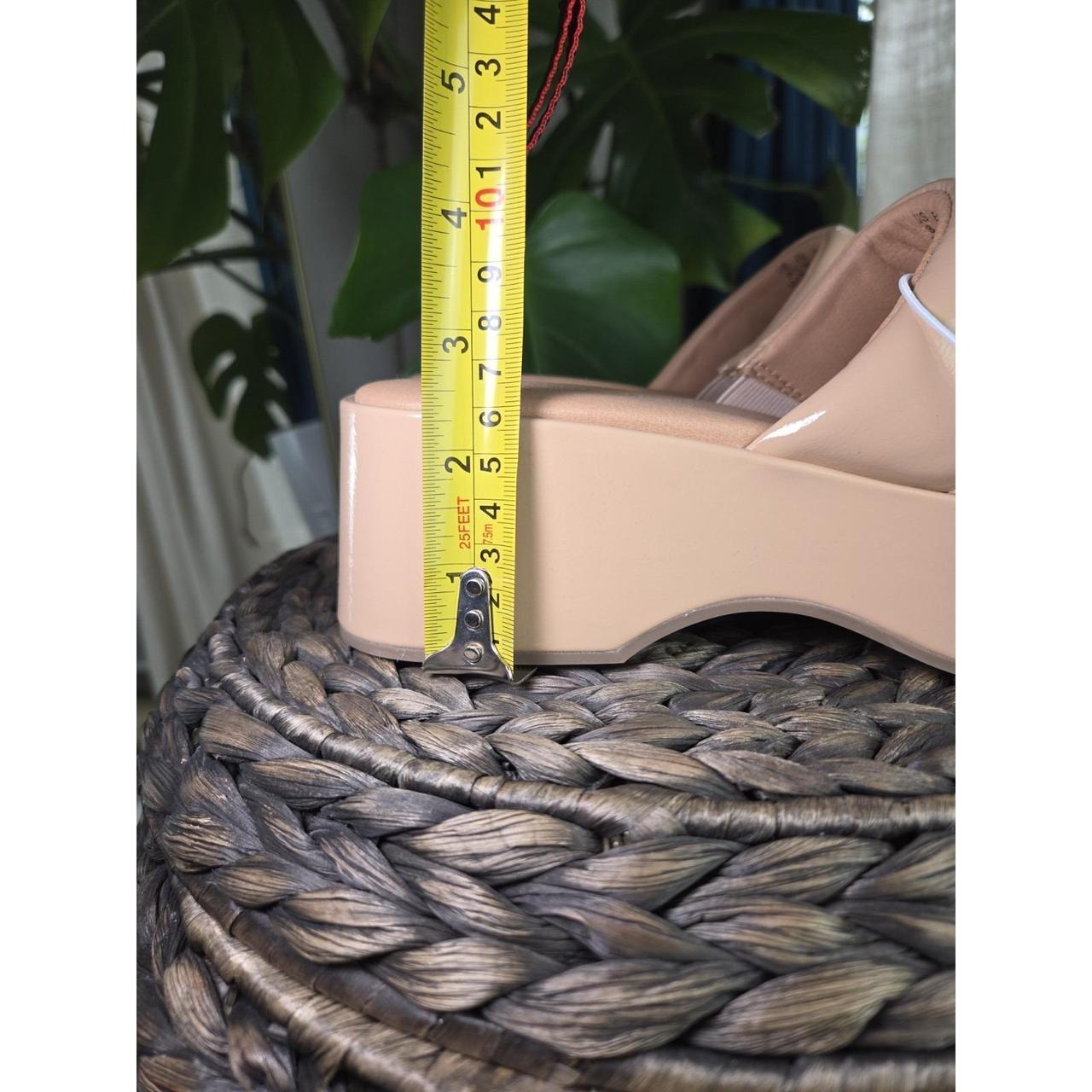 Essentials Women's Slides - Tan - US 8 – Nwt Amaz… - image 4