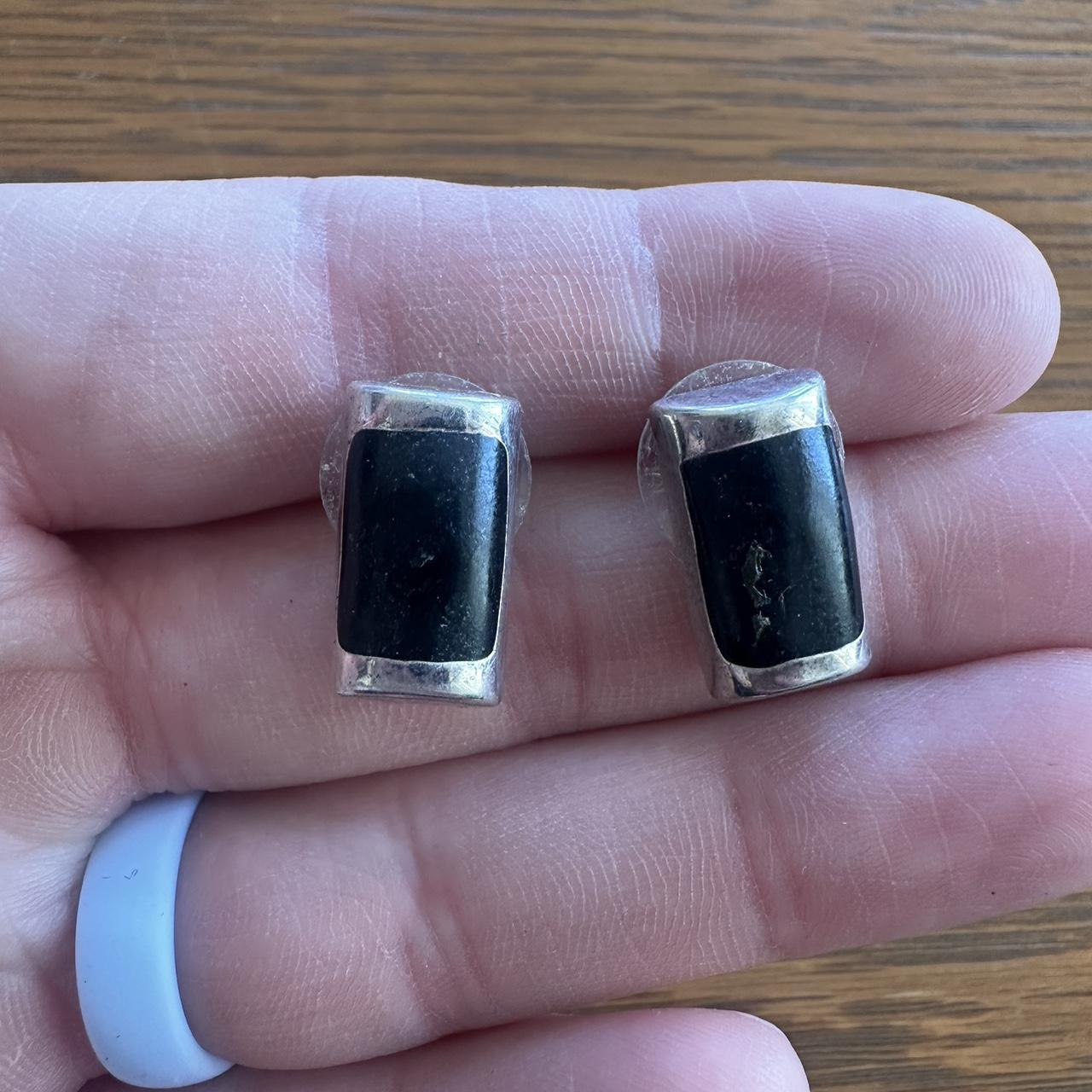 item listed by ems_hidden_gems10
