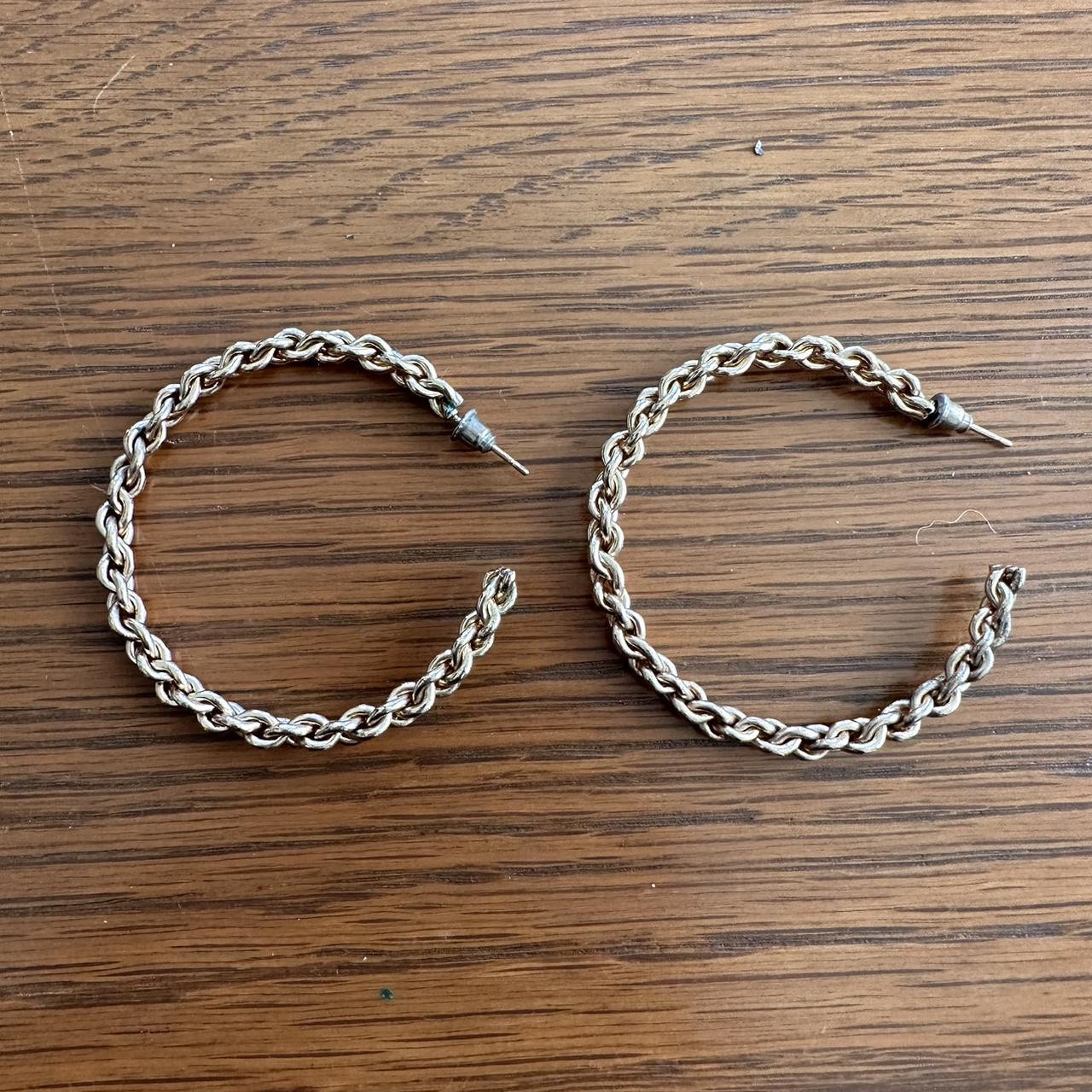 item listed by ems_hidden_gems10