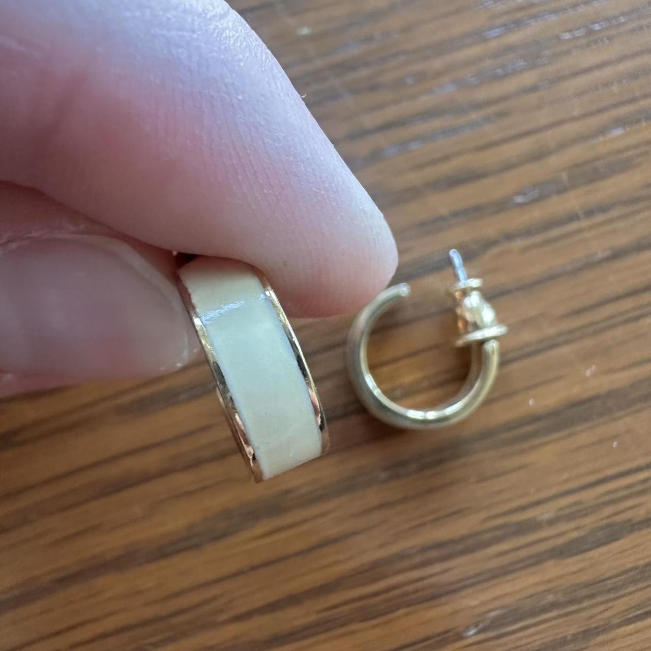 item listed by ems_hidden_gems10