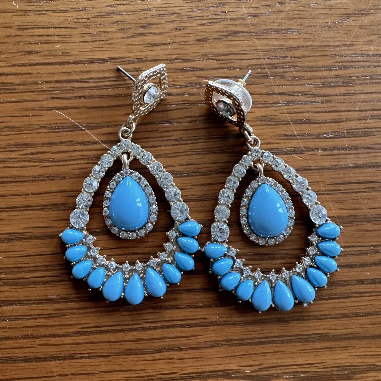 item listed by ems_hidden_gems10
