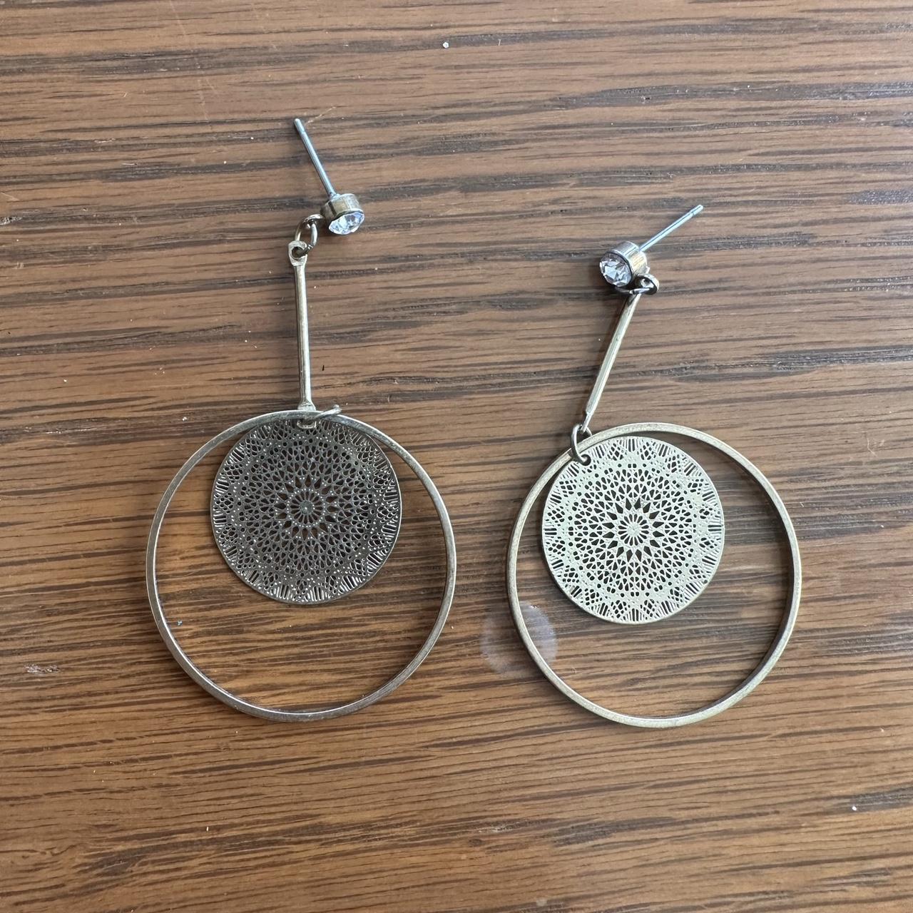 item listed by ems_hidden_gems10