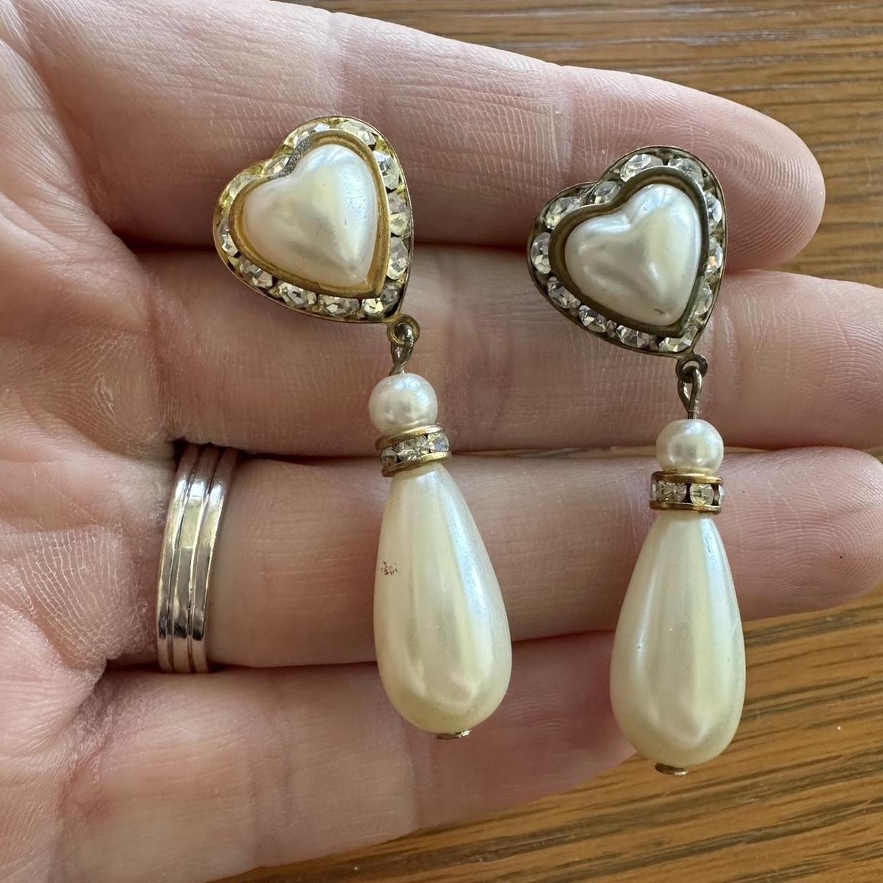 item listed by ems_hidden_gems10