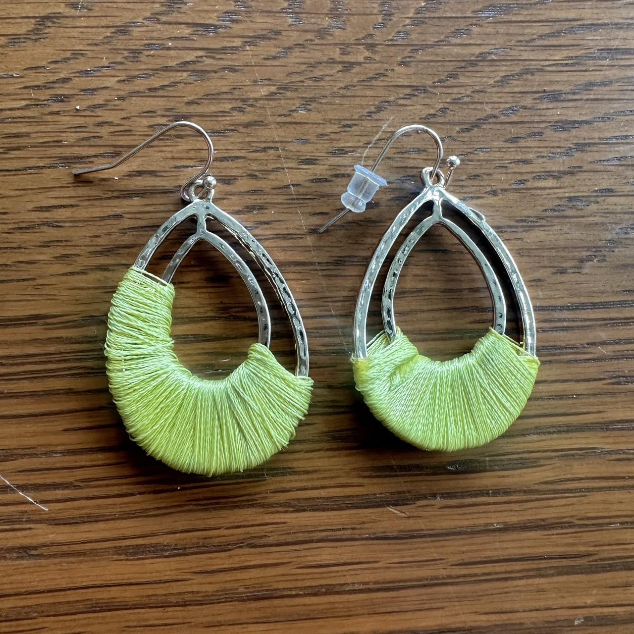 item listed by ems_hidden_gems10