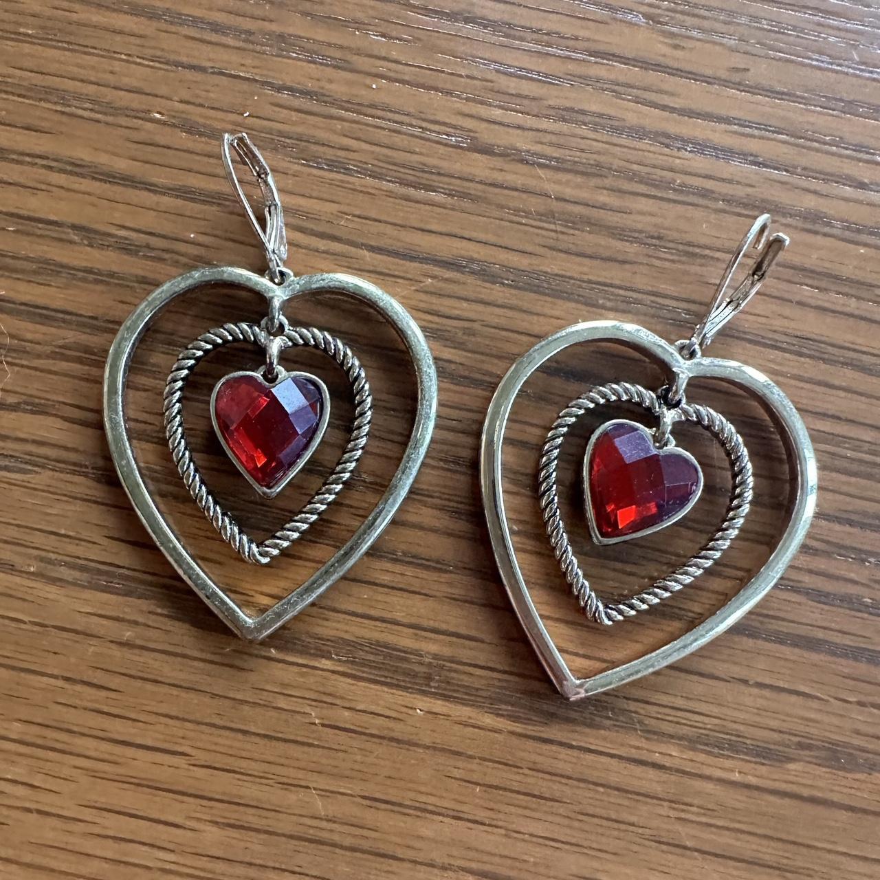 item listed by ems_hidden_gems10