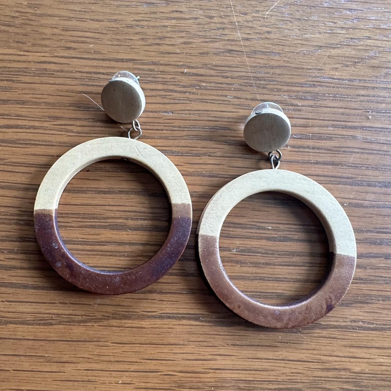 item listed by ems_hidden_gems10