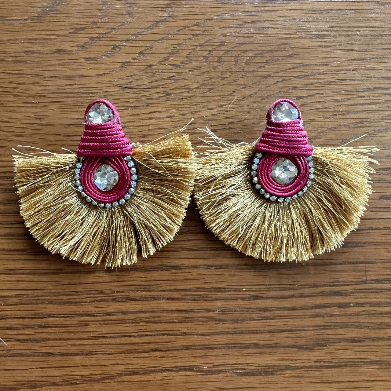 item listed by ems_hidden_gems10