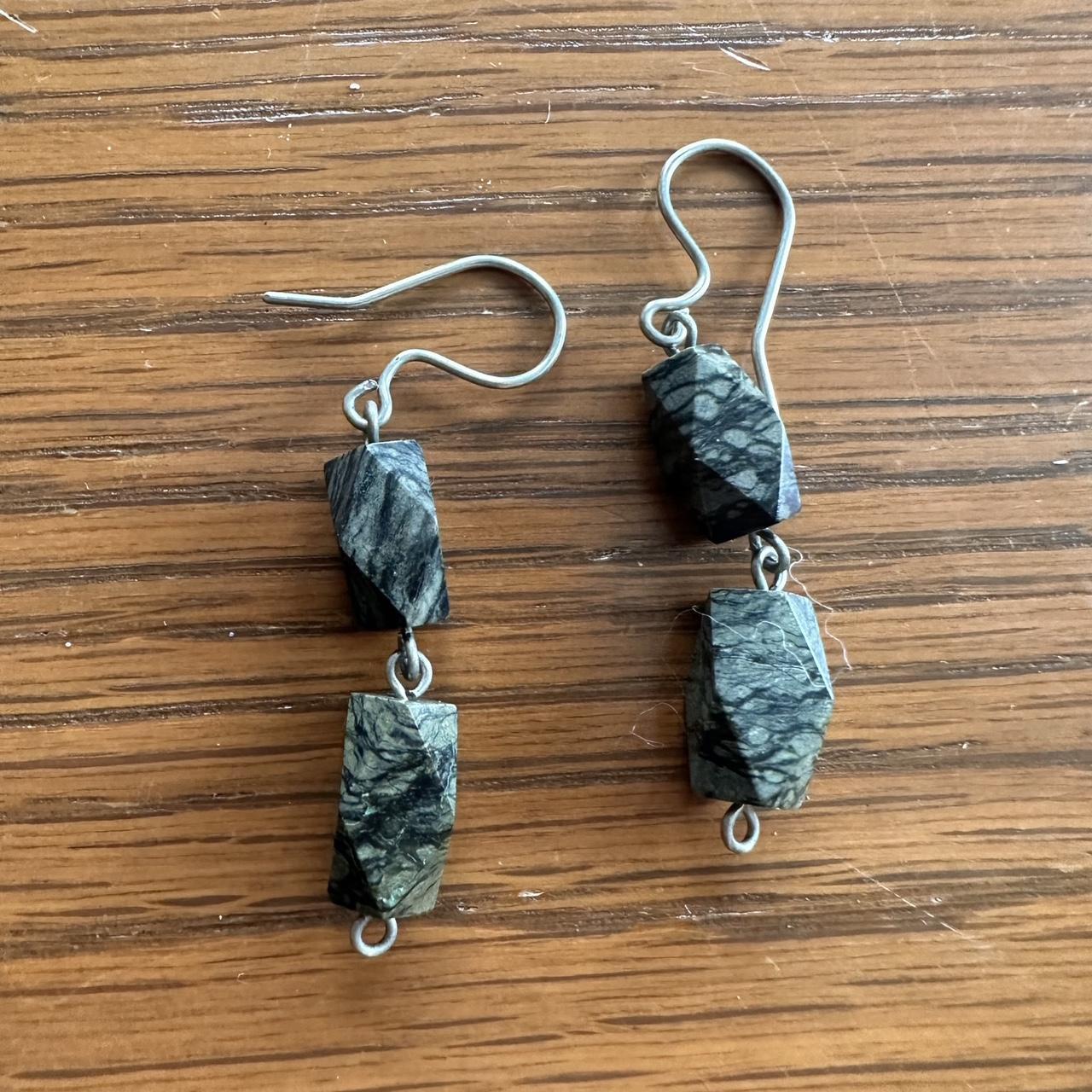 item listed by ems_hidden_gems10