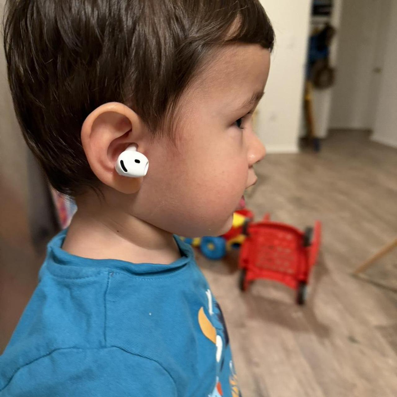 Oneita Men's Sweatshirt - White - M – White true … - image 3