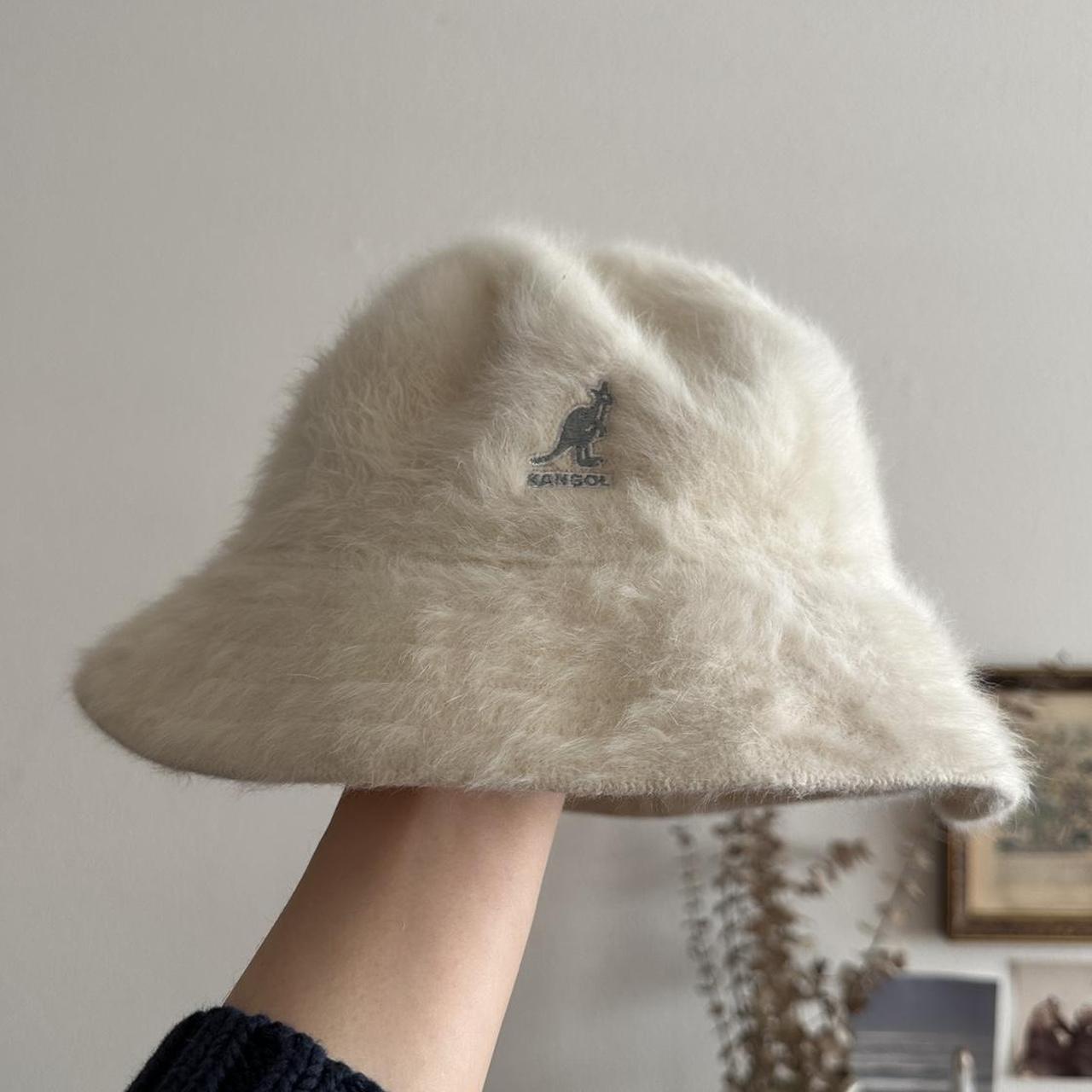 item listed by yooshopsforyou