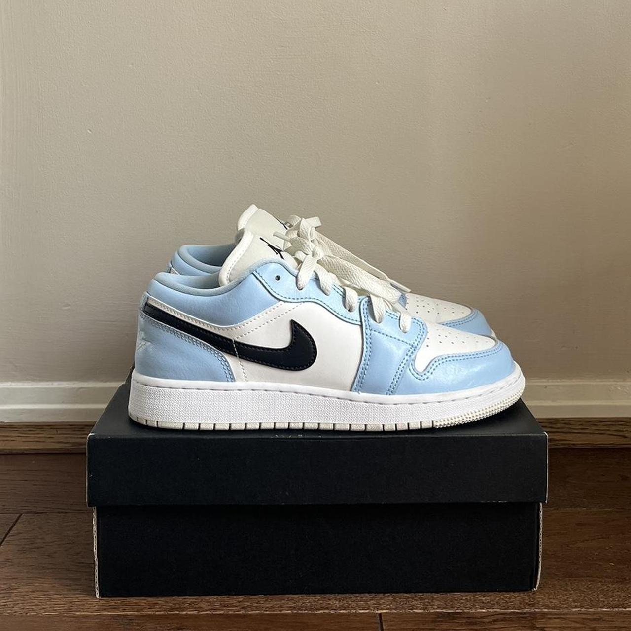 Air jordan 1 low on sale ice blue size 5Y