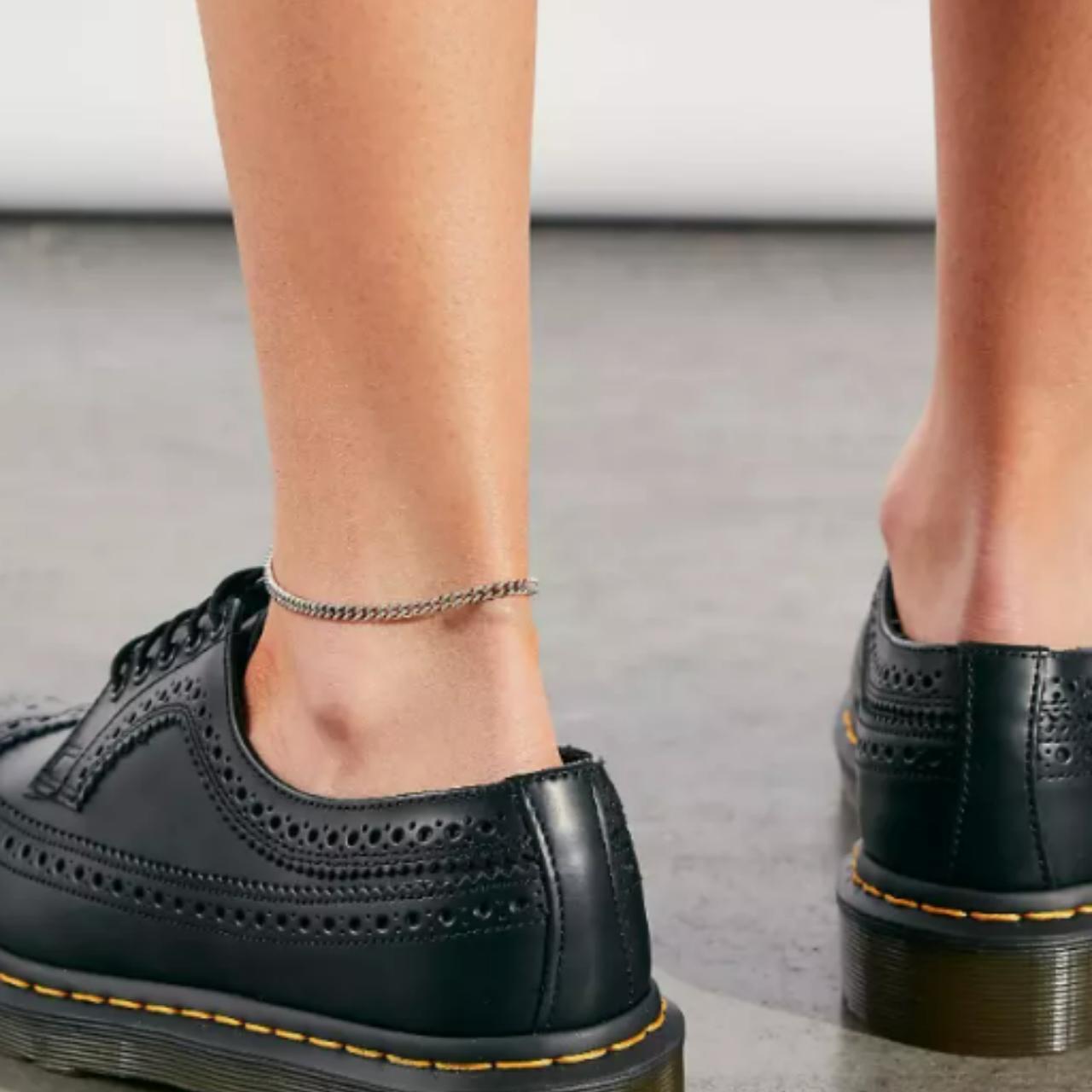 3989 Yellow Stitch Smooth Leather Brogue