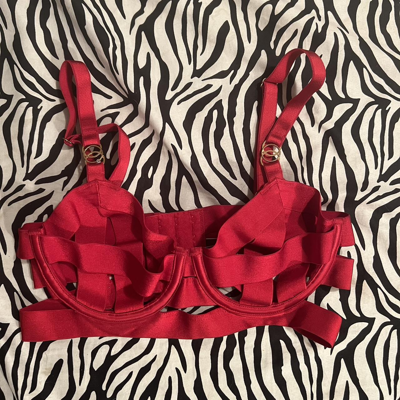 Victoria's Secret red bra padded straps size - Depop