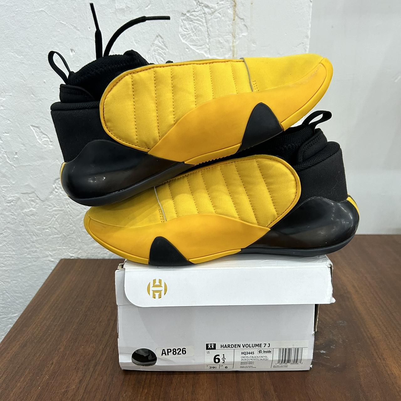item listed by thevault614