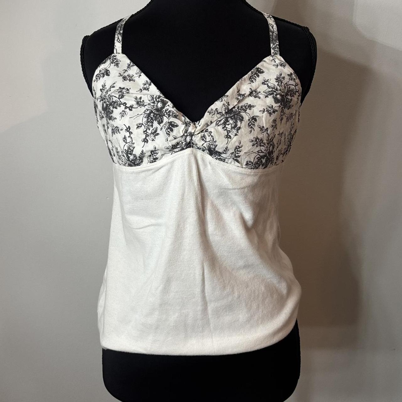 item listed by prettyinvintageco