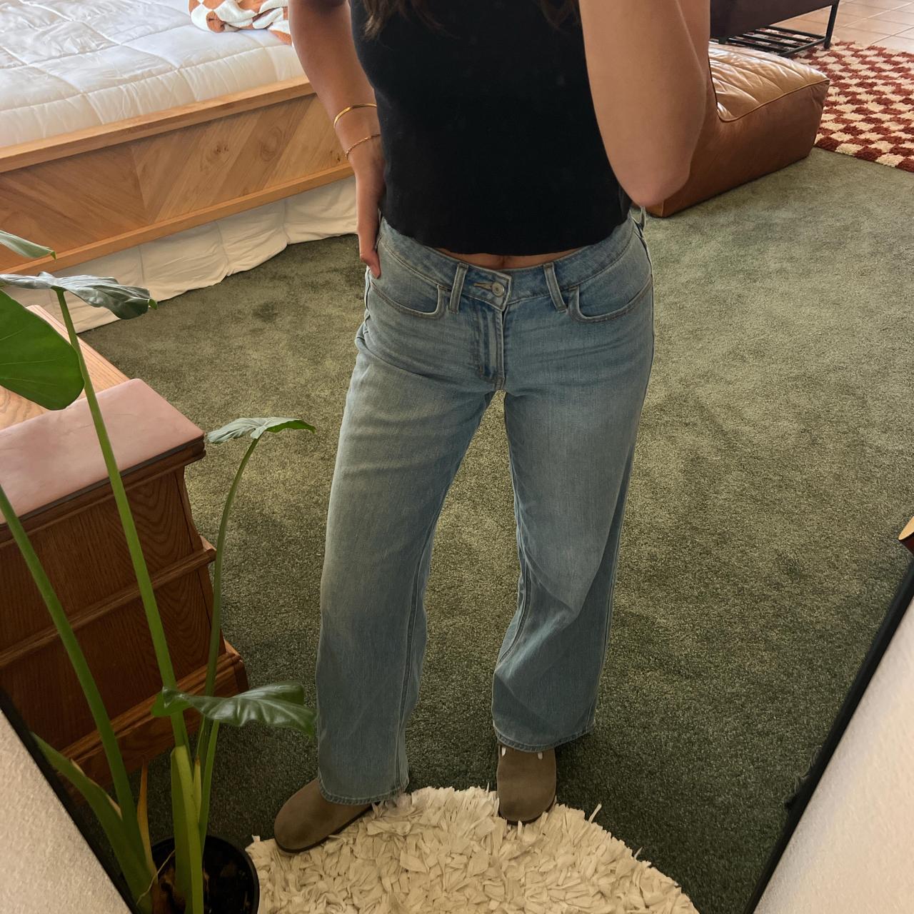 Old Navy wide leg jeans (stretchy) Gently worn Depop