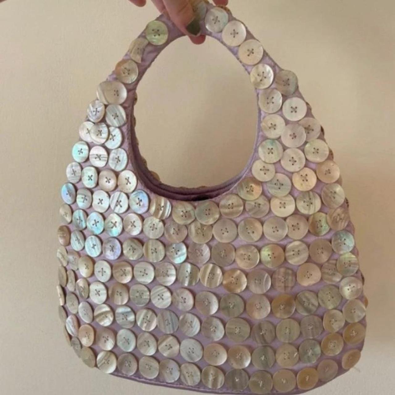 item listed by slaneyslay1