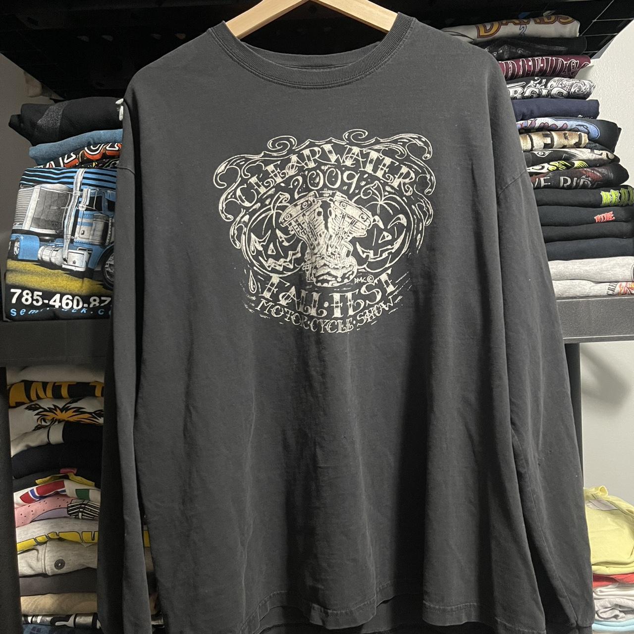 item listed by grownazzthiftz