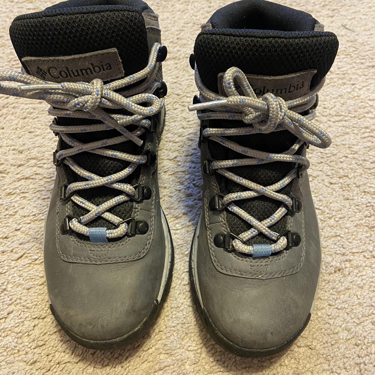 Hiking boots outlet size 5.5