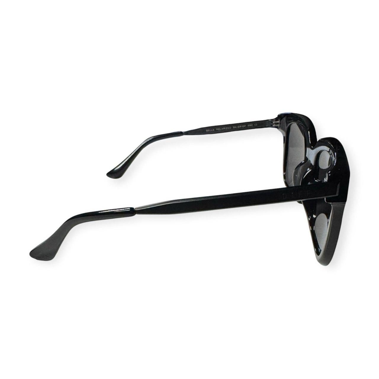 DIFF Women's Sunglasses - Black – Square shape Ha… - image 4