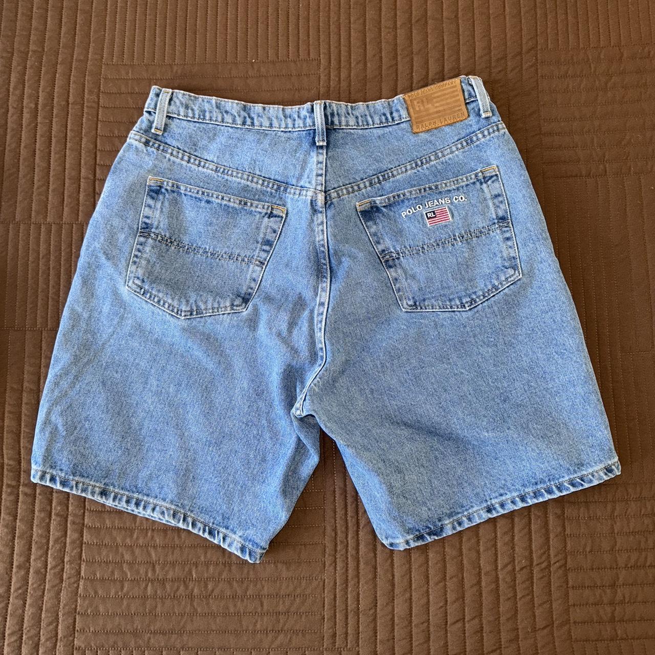 item listed by chg_15